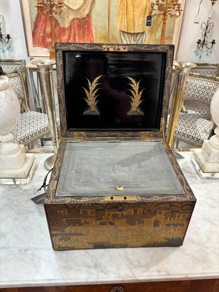 Rare 19th Century Chinese Tea Caddy