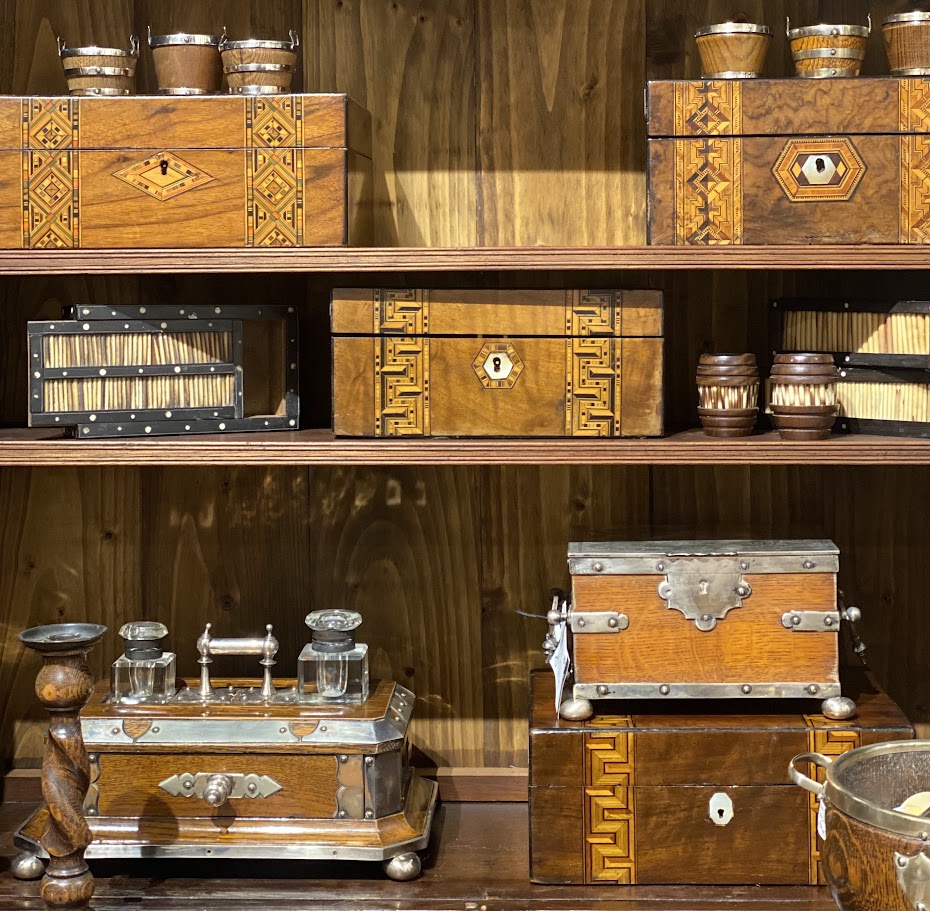 Decorative Accessories