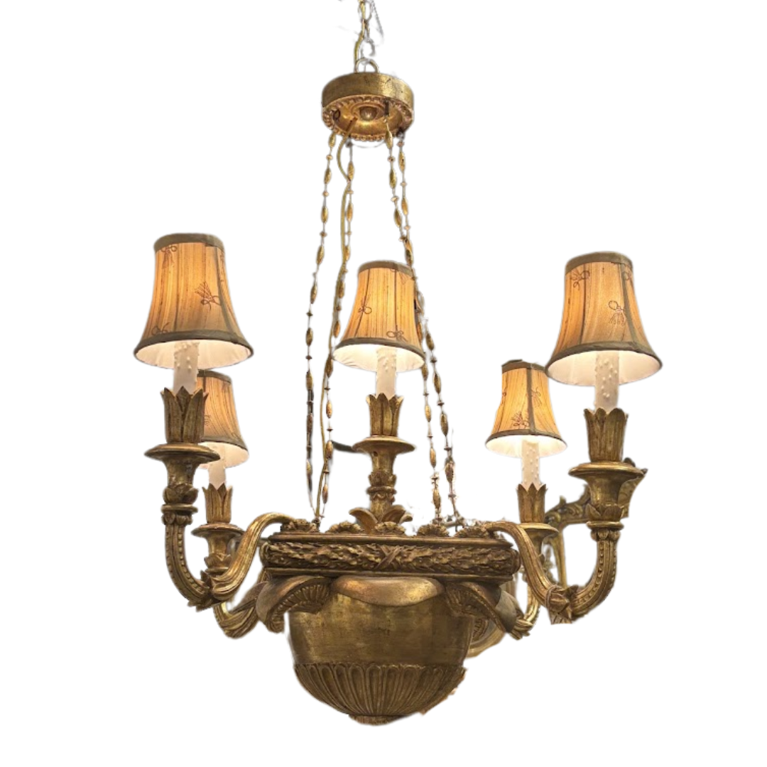 18th Century Carved Gilt Italian Chandelier
