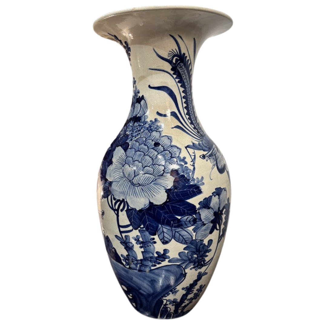 19th Century Chinese Blue and White Vase