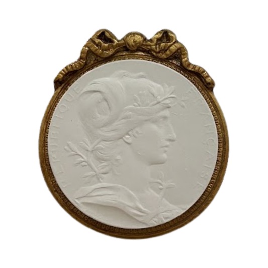 3" Handmade Intaglio in Gilt Bow Frame