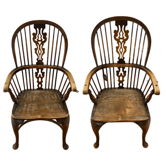 Pair of English Late 19th Century Oak Windsor Armchairs